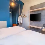 Отель Ibis Budget Nantes Nord Трейер