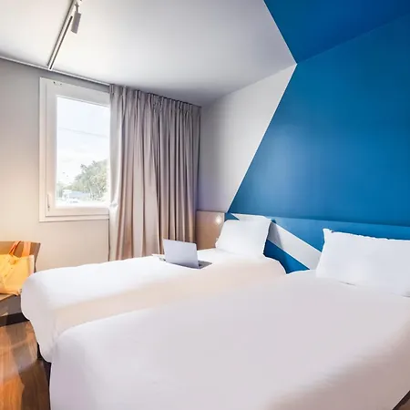 Ibis Budget Nantes Nord Отель