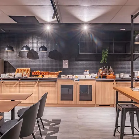 Ibis Budget Nantes Nord Трейер